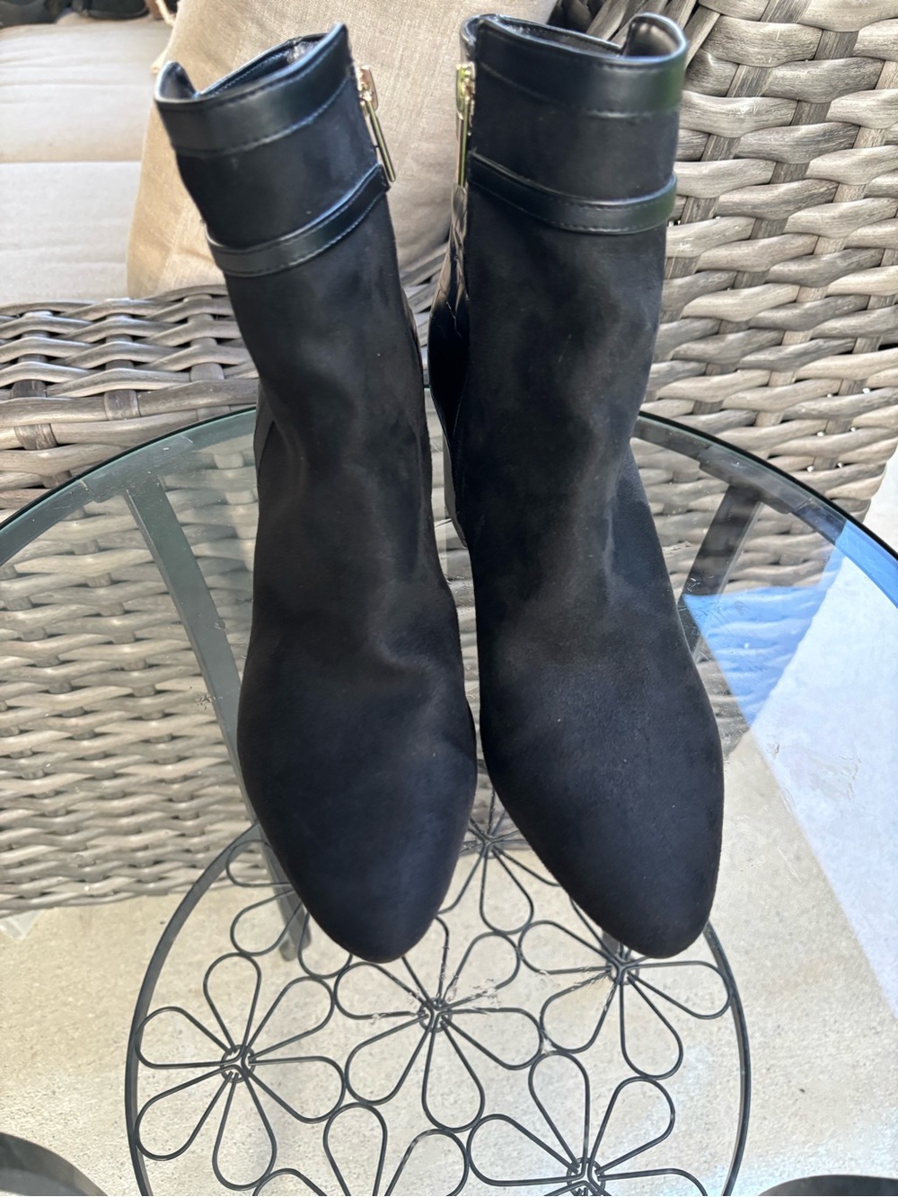 Bandolino Black Ankle Boots Women’s 10 Pointed Toe Block Heel Croc Detail